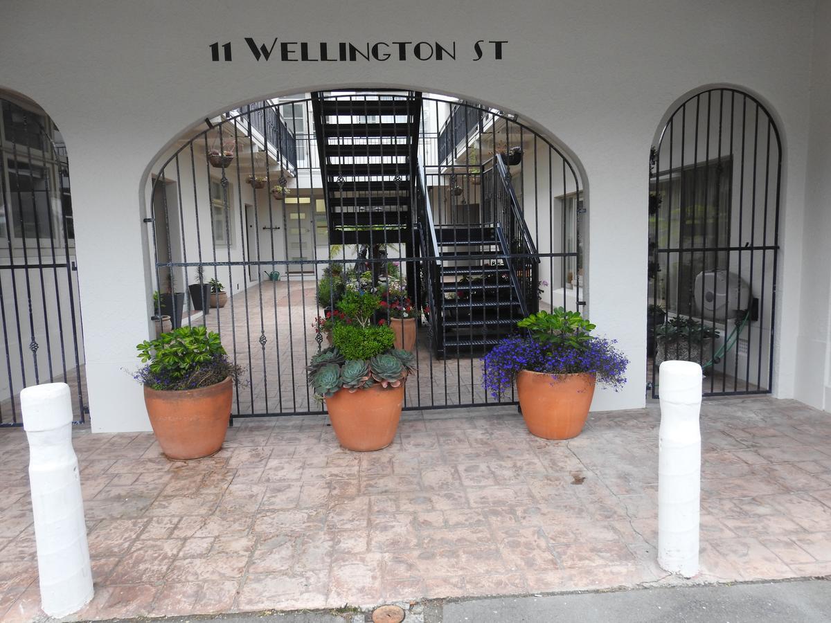 Art Deco Apartments Picton Exterior photo