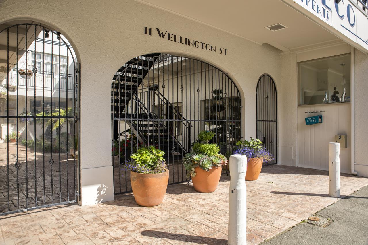 Art Deco Apartments Picton Exterior photo